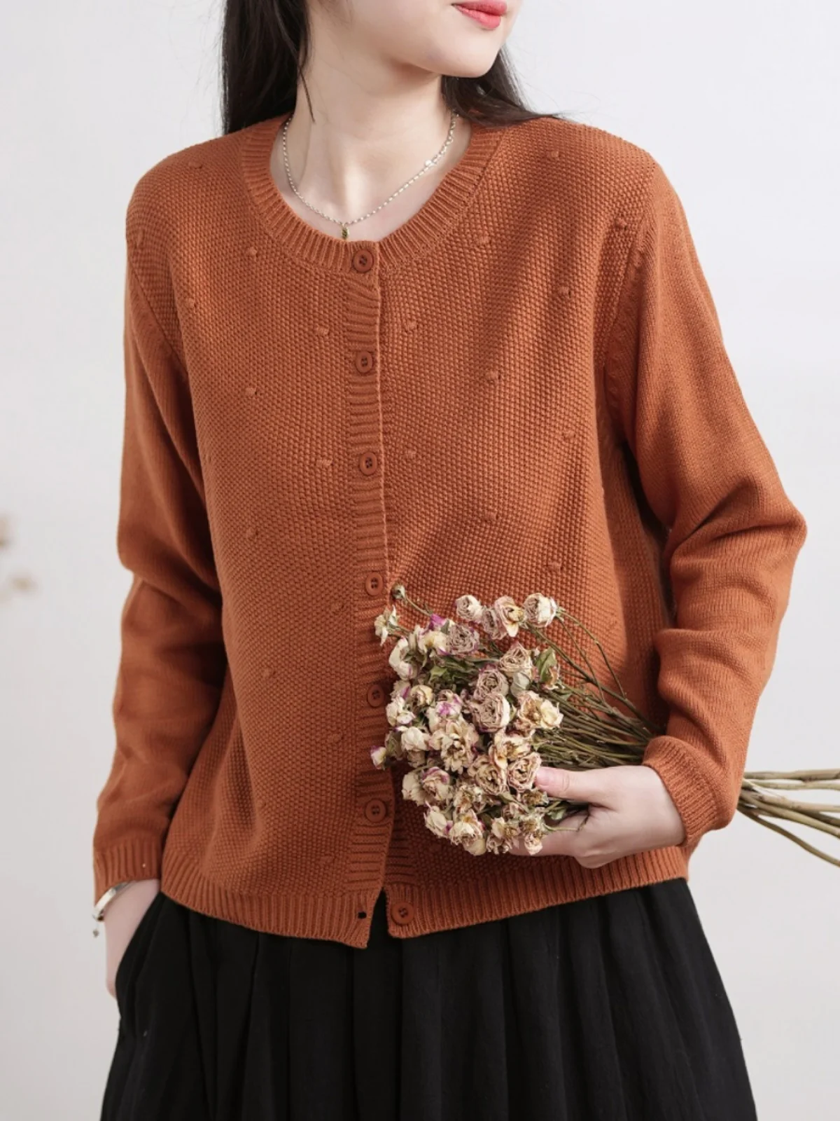 

Retro Embroidered round Ne Long Sve Cotton Yarn Knitted Sweater Jaet plus Size Versatile Slimming Outerwear for Women