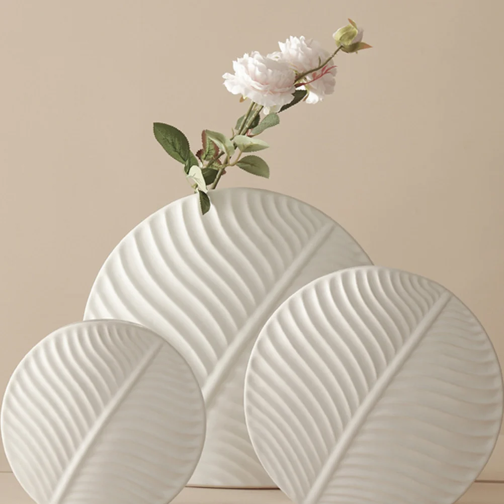 

Ceramic Vase Decor Creative Desktop Vase Decoration Unique Vase Adornment Ornament for Home Living Room - White (S Size)