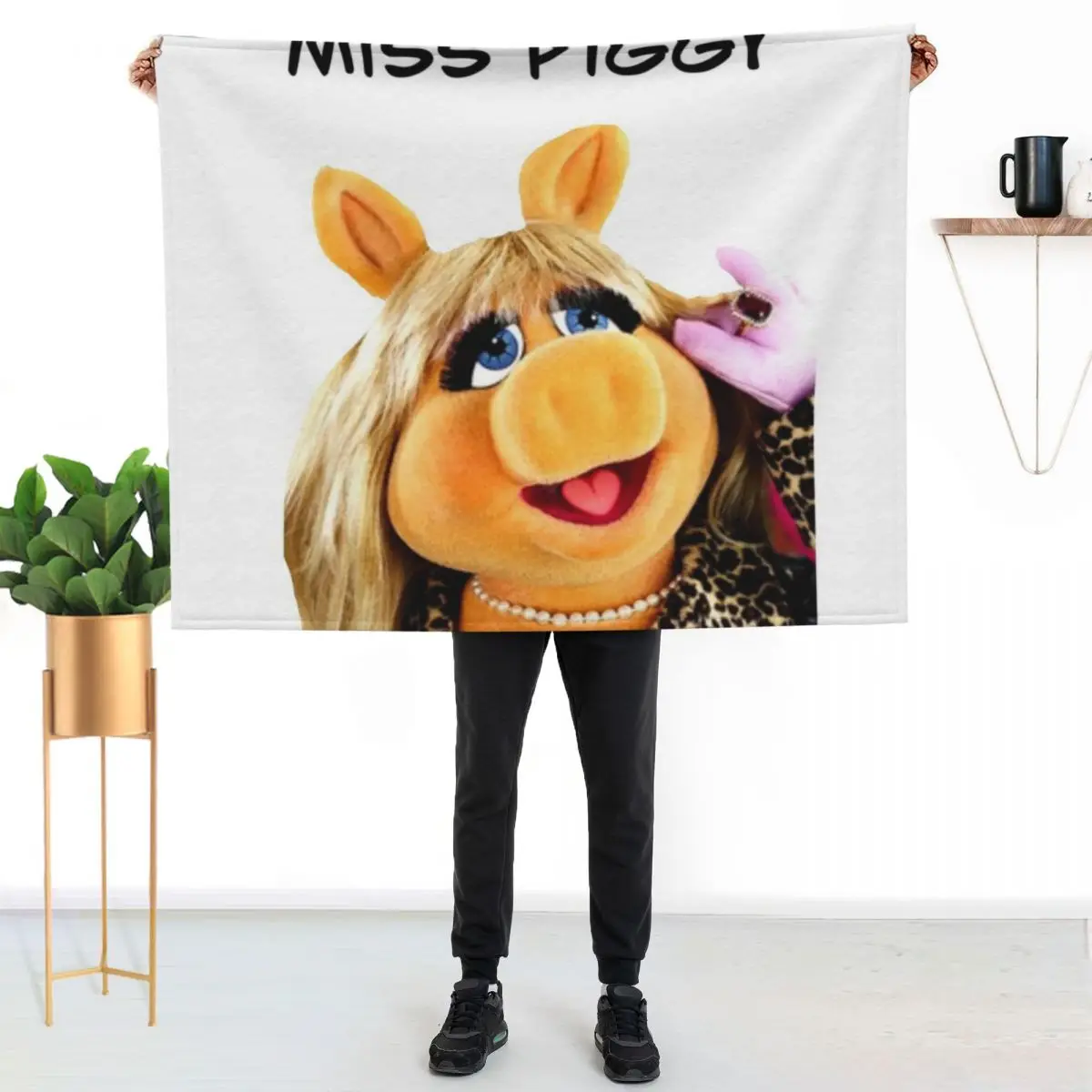 Miss Piggy Muppet Throw Blanket Bed funny gift valentine gift ideas Flannel Fabric Luxury Designer Thin Blankets
