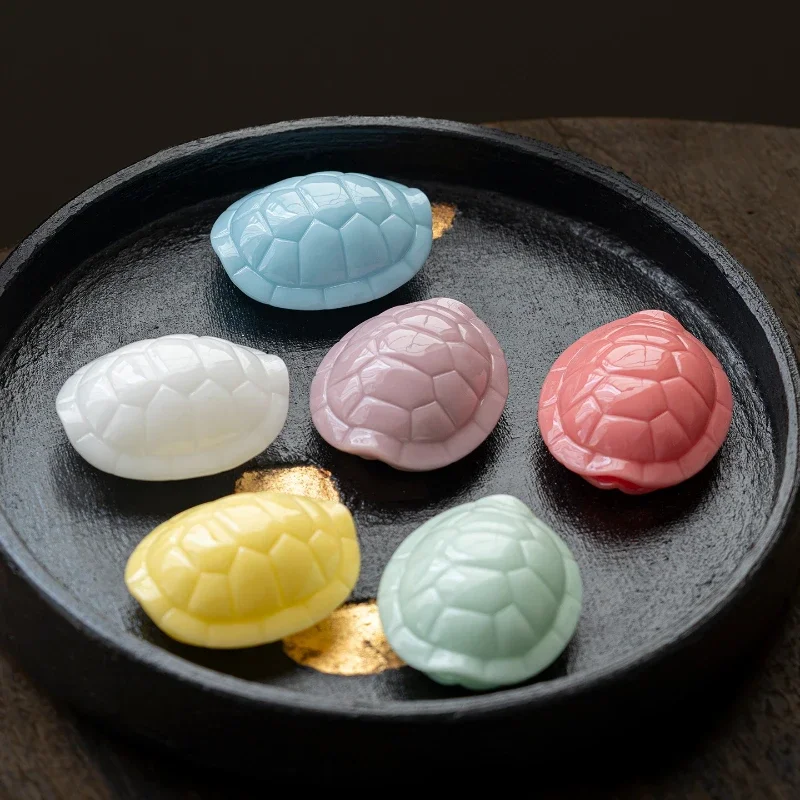 Creative Ceramic Turtle Shell Tea Pet Hand‑Play Ornament Lid Rest Jade‑Like Texture Gongfu Tea Table Decoration Accessory