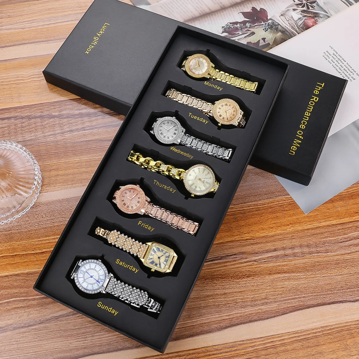 Men 7‑Pcs Watch Business Casual Quartz Pack Mixed Classic Dial Sturdy Alloy Link Bracelet Exquisite Festival Gift Container