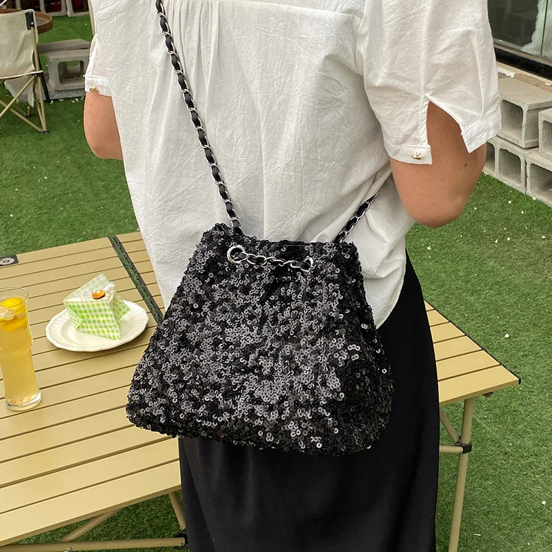 Korean Style Sequins Bucket Bag Glitter Bag Women\'s New Silver Chain Single Shoulder Bag Personalized Black Crossbody Bag