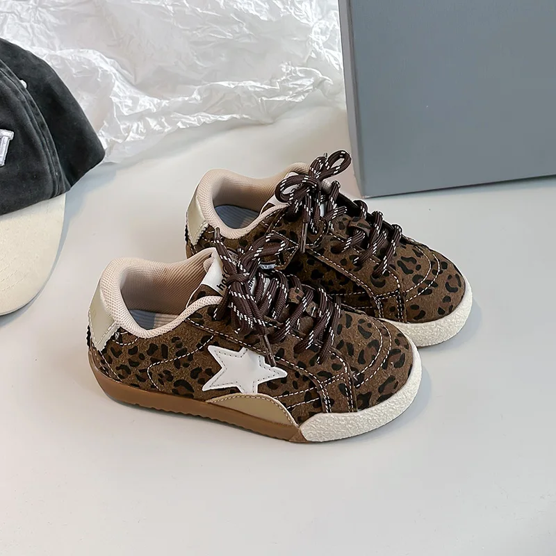 Kids Shoes for Girl 2026 Spring New Casual Versatile Little Girls Star Sneakers Spring and Autumn Children's Sports Kids Shoes