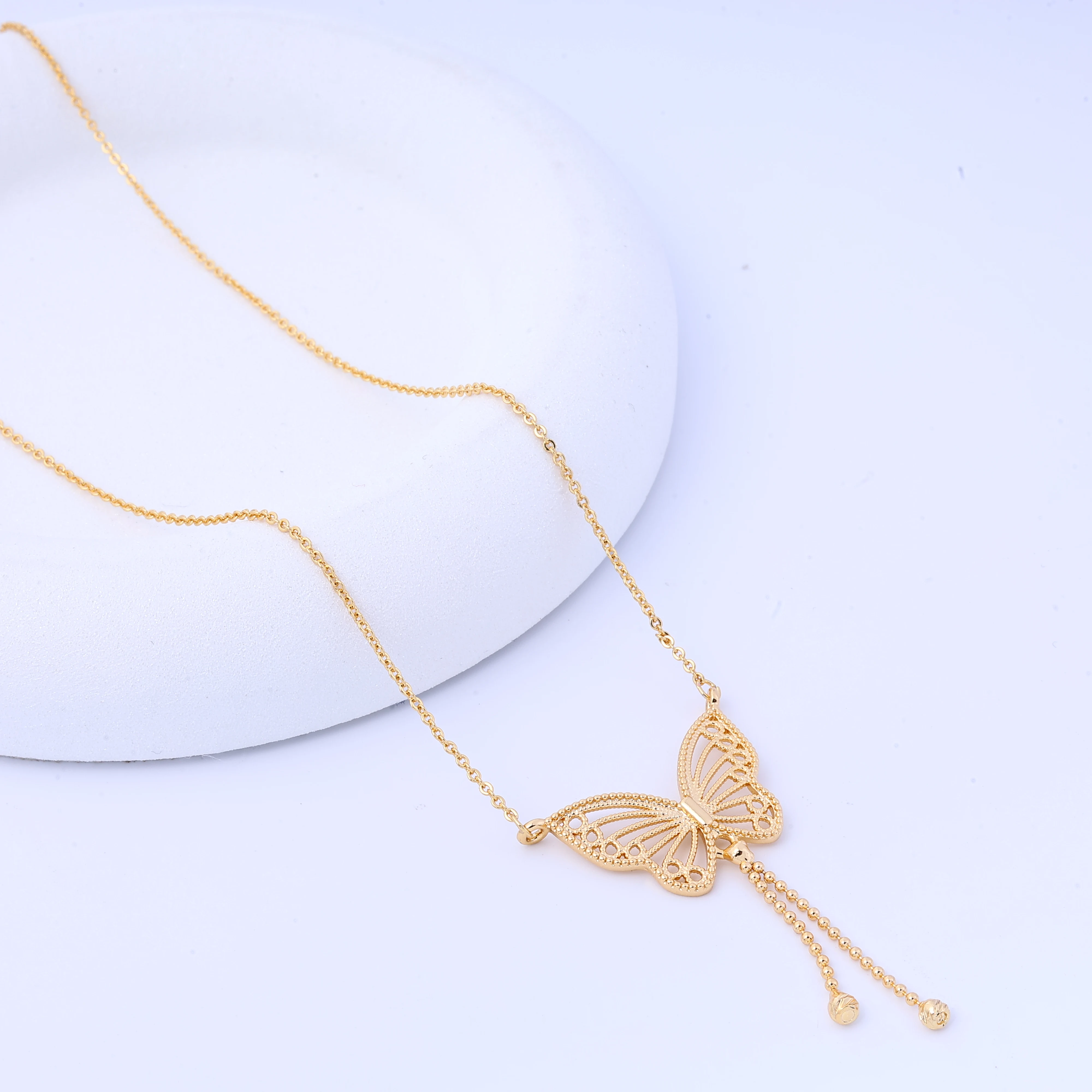 Colar de aço de titânio, item elegante, corrente de clavícula borboleta de camada dupla, novo item explosivo, temperamento versátil, n