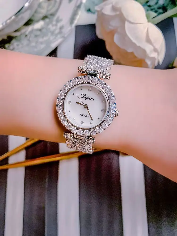 Royal Crown-reloj de cuarzo japonés para mujer, pulsera fina a la moda, joyería con carcasa de banda, diamantes de imitación de lujo, regalo de