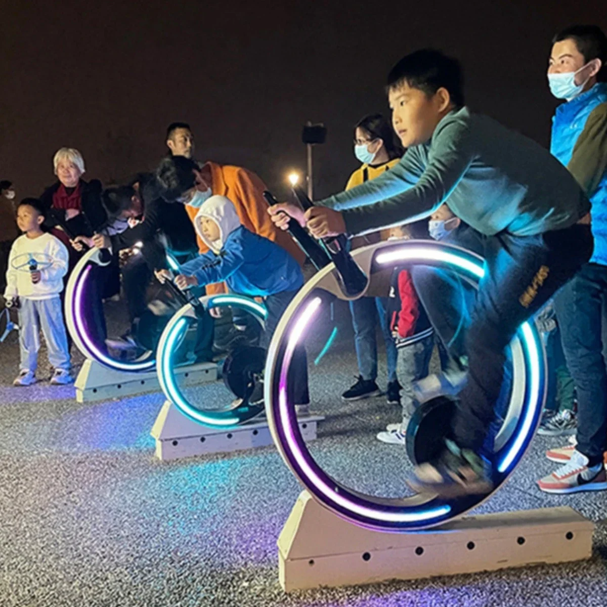 

Большой динамический велосипед, светящаяся педаль генерации энергии, немощное оборудование