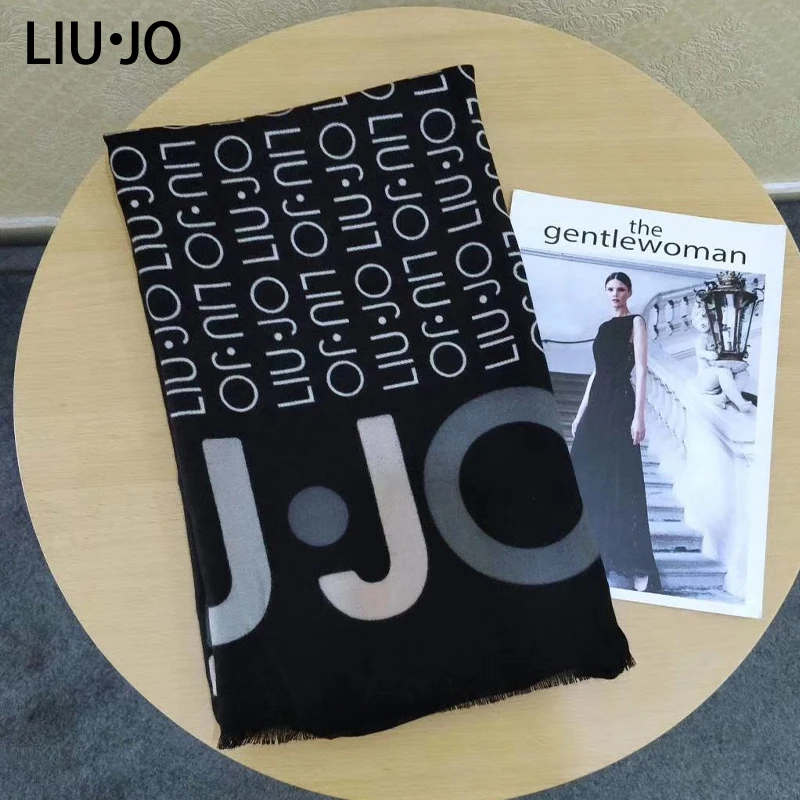 Liu jo 2025 New Original Italy Luxury brand Cashmere scalf Hot selling Embroidered Print Beach Sunshade Multi functional Scarf