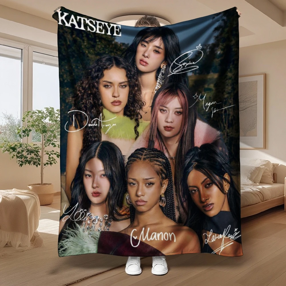 Korean Fashion Group Flannel Blanket, Quality Soft Warm Throw Blanket Winter Couch Bed Fluffy Bedspread, Gift for Back-to-school