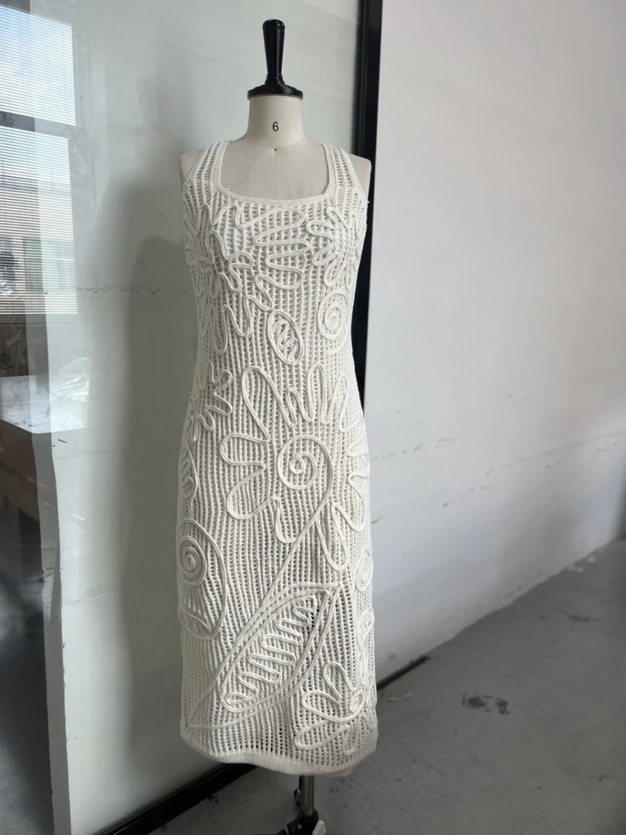 VGH 섹시 비치 슬림 니트 드레스 여성용 홀터 슬리브리스 하이웨이스트 스플라이스 3D 플로럴 휴가 스타일 드레스 여성 여름