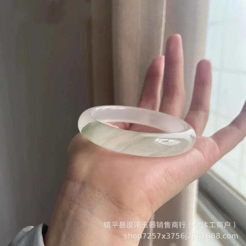 Xinjiang Tianshan Natural Snow Jade Gold Thread Jade Bracelet, Gemstone Light Emerald Color Ice Jade with Flower Patterns