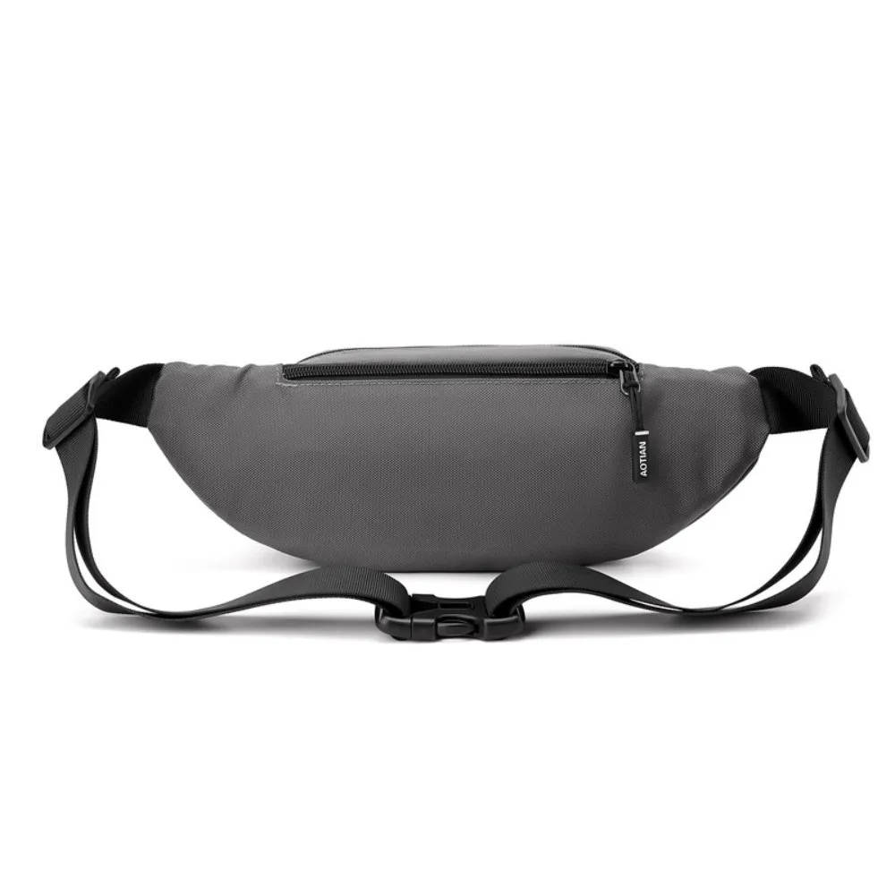 

Large Capacity Running Waist Bags Multi-function Wear-resistant Sports Phone Bag Lightweight Storage Men Chest Bag