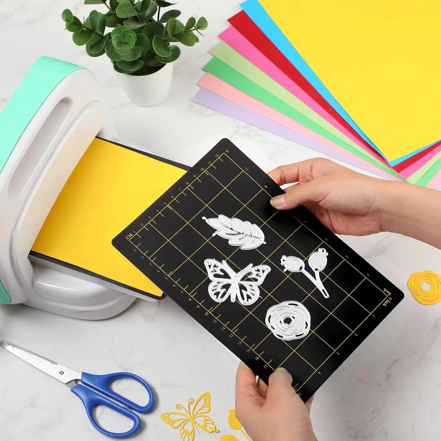 

4pcs Magnetic Cutting Pad For Crafting And Sewing Projects Rubber Iron Material Grid Base Stability Cutting Surface Nonslip