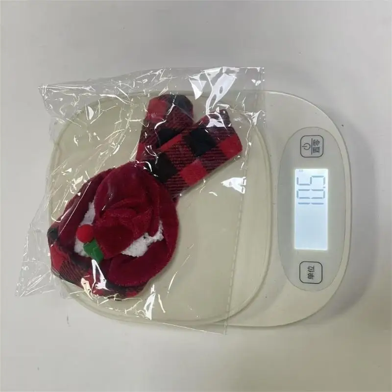 H8WB Holiday Bottle Hat and Scarf Collection, Elastic Fabric Christmas Decorations for 6 Common Wine or Cylindrical Bottles
