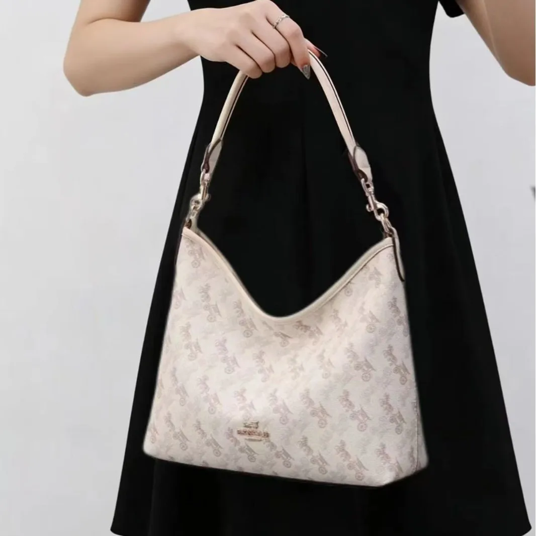 

Trendy Paris Fashion Diaper Bag For Women Elegant Leather Crossbody Handbag Designer Minimalist Retro Messenger Purse And Tote