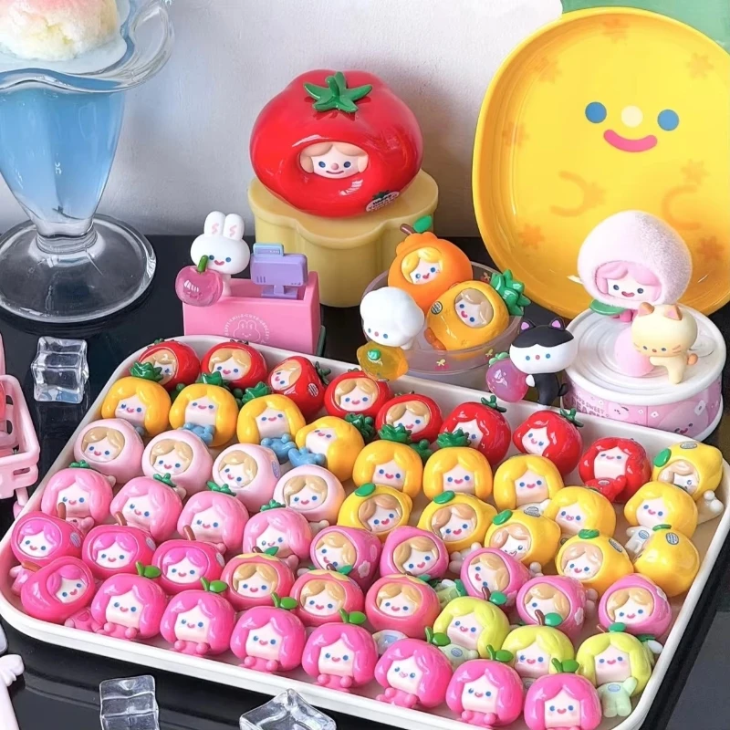 

Фигурки аниме слепая коробка модная игрушка Rico Happy Friends украшение комнаты оригинальная ячейка в корзине с фруктами серии Коллекционная