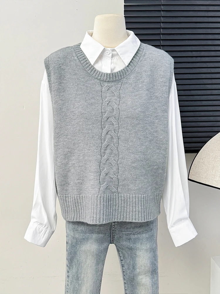 Kimotimo Backless Knit Vest Women 2024 Autumn Solid Outwear Sleeveless Sweater Waistcoat Korean Casual Overlap Design Pullover