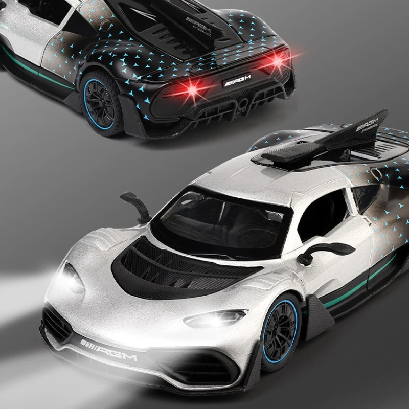 1:32 ONE Alloy Super Sports Car Model Sound and Light Boy Toy Car Model Figure Birthday Gift Collection Desk Decoration