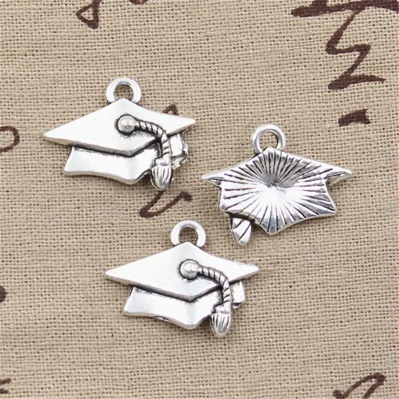 12 sztuk Charms ukończeniu studiów Bachelor Cap 20x25mm antyczne srebro kolor wisiorki DIYCrafts dokonywanie znalezienie ręcznie robione tybetańskie biżuteria