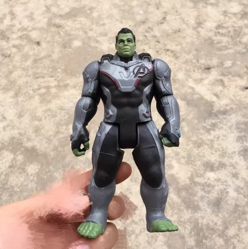 Op voorraad film Avengers Anime 12-inch gezamenlijke beweegbare Hulk Captain America actiefiguur desktop ornament verrassingscadeau voor fans