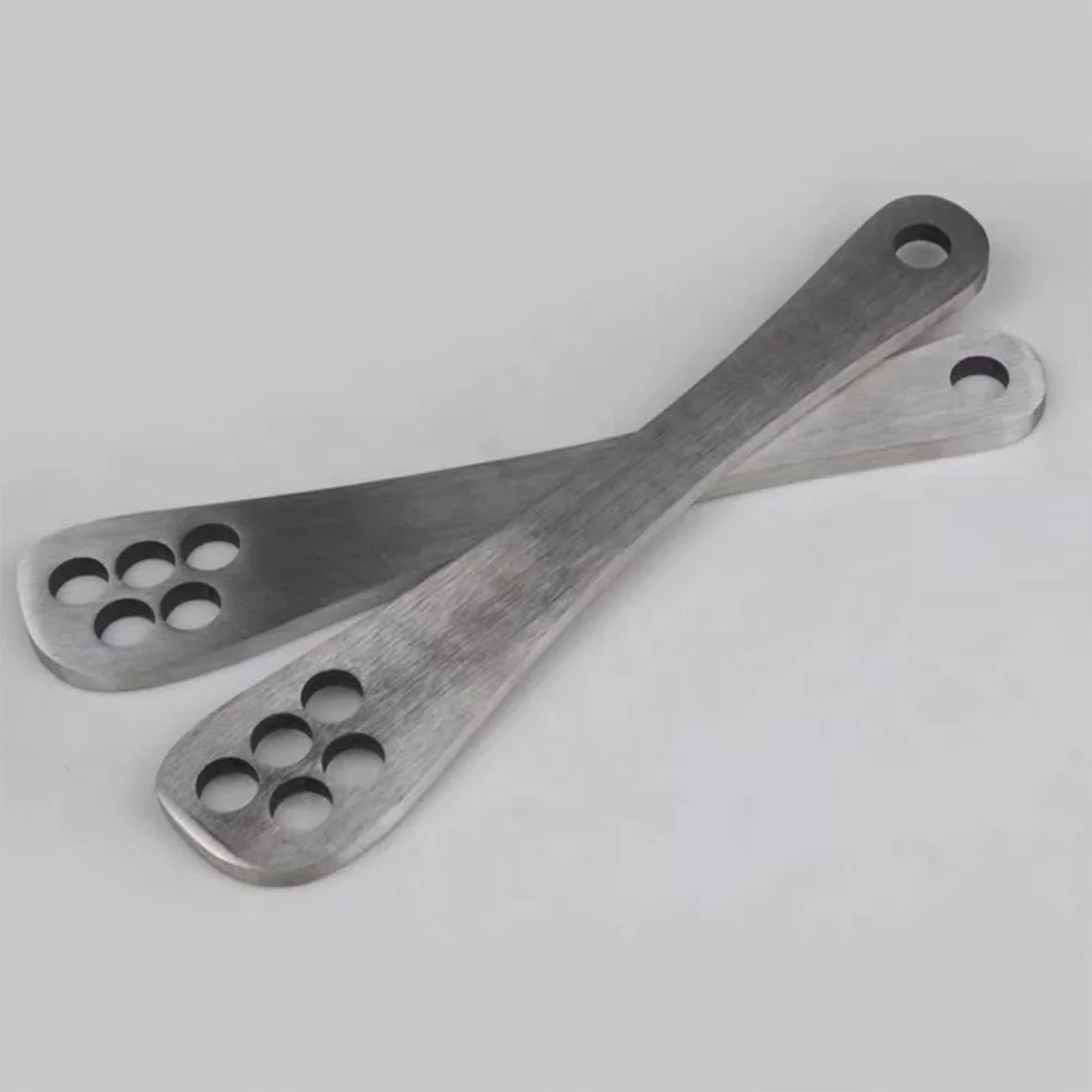 For QJMOTOR SVT 650 SVT 650X SVT650 modified body lifting and lowering bracket dog bone lifter reducer accessories