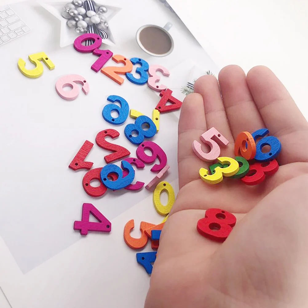 

100Pcs Wood Number Chips Painted Colorful Preschool Educational DIY Decorative Craft Pieces for Scrapbooking Patchwork