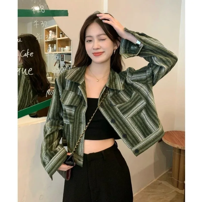 

Early Autumn 2025 New Slim Casual Striped Short Shirt Autumn Ladies Short Chic