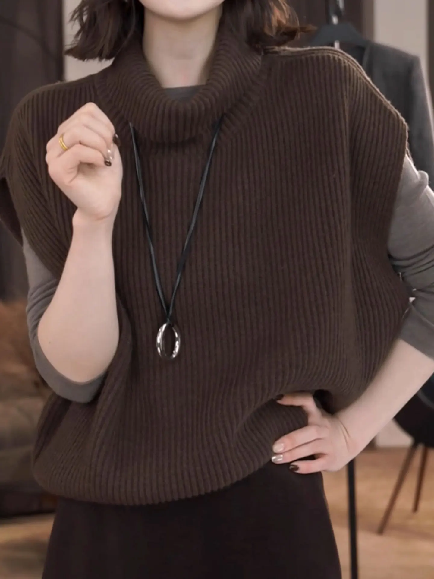 

Korean Sle Layered Svel Knitted Sweater Trendy Vest Winter Pure Color Faionable Women's Camere Cardigan Women's Vest