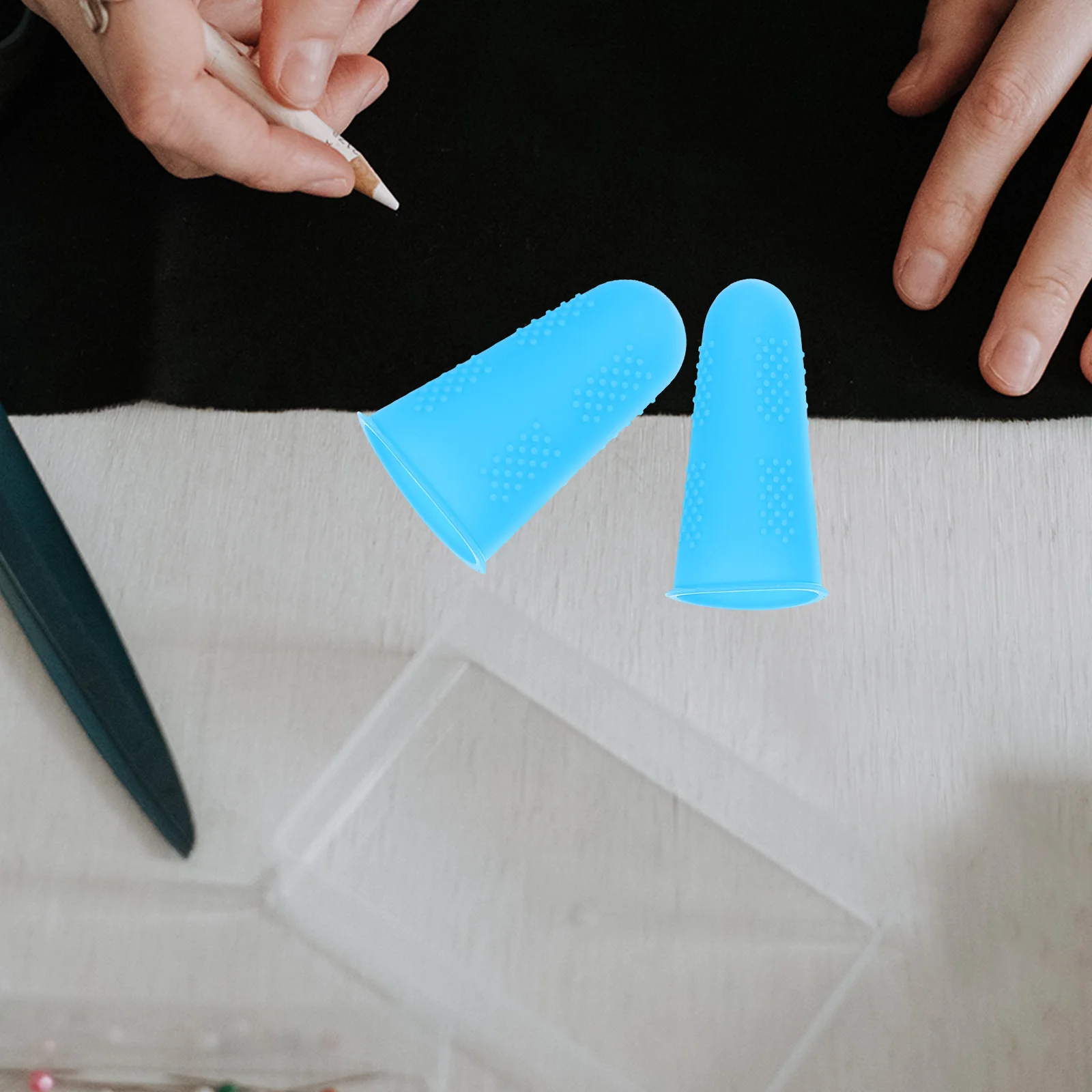 

10Pcs Silicone Finger Protective Cover Heat Resistant Non-Slip Fingertip Sleeve for Safe Cooking and Handling Hot Items Blue