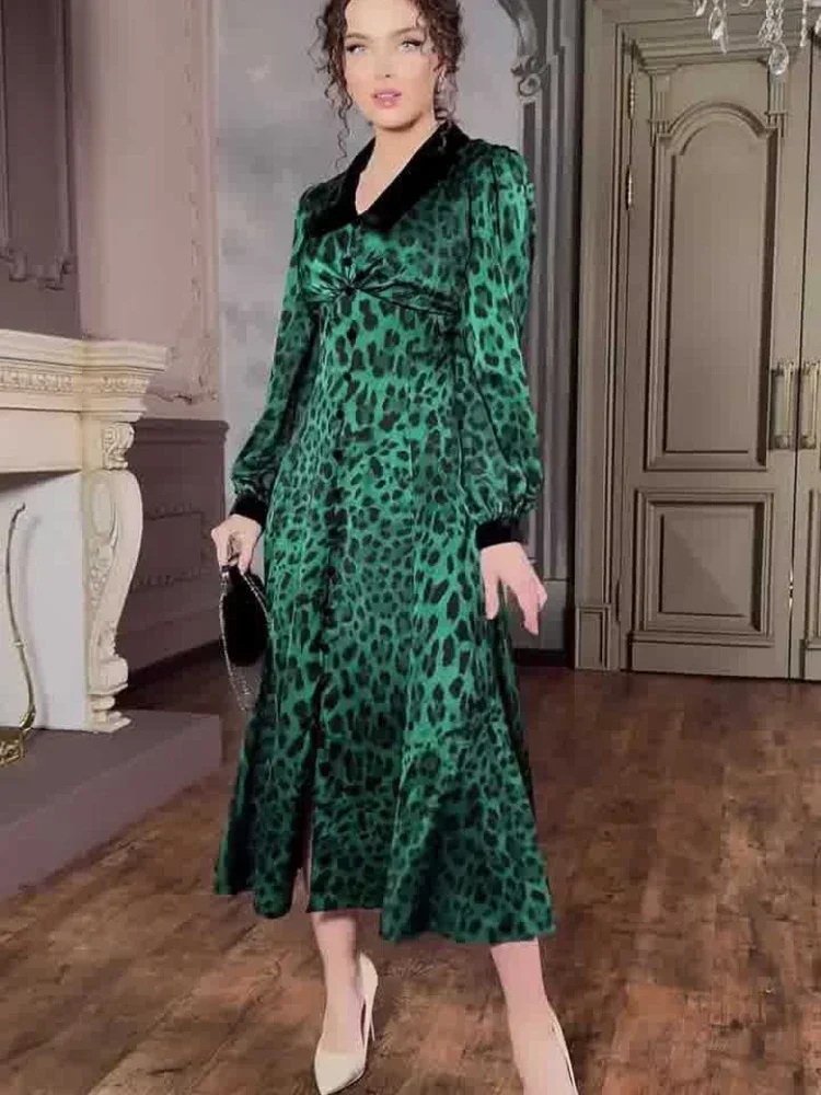 

Green Streetwear Women's Dress Mercerized Leopard Print Block Color Matching V-neck Pleated Temperament Elegant Women's Dresses