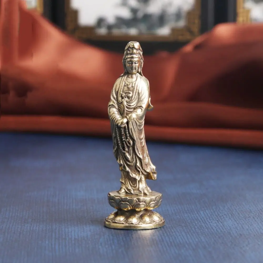 Retro Lifelike Lotus Guanyin Statue Pure Brass Tathagata Buddha Statue Lucky Livingroom Office Decoration