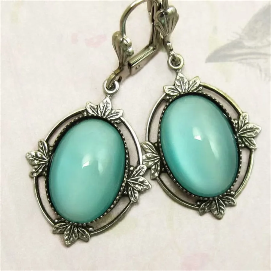 Vintage Inlaid Green Stone Dangle Women's Earrings Trendy Silver Color Hand Carving Pattern Daily Wear Party Jewelry