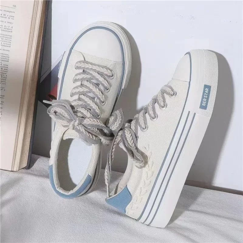 2024 Vulcanized Shoes Women Canvas Skate Shoes Casual Flats Sneakers Female Fashion Comfort Slip-on Sneakers platform sneakers