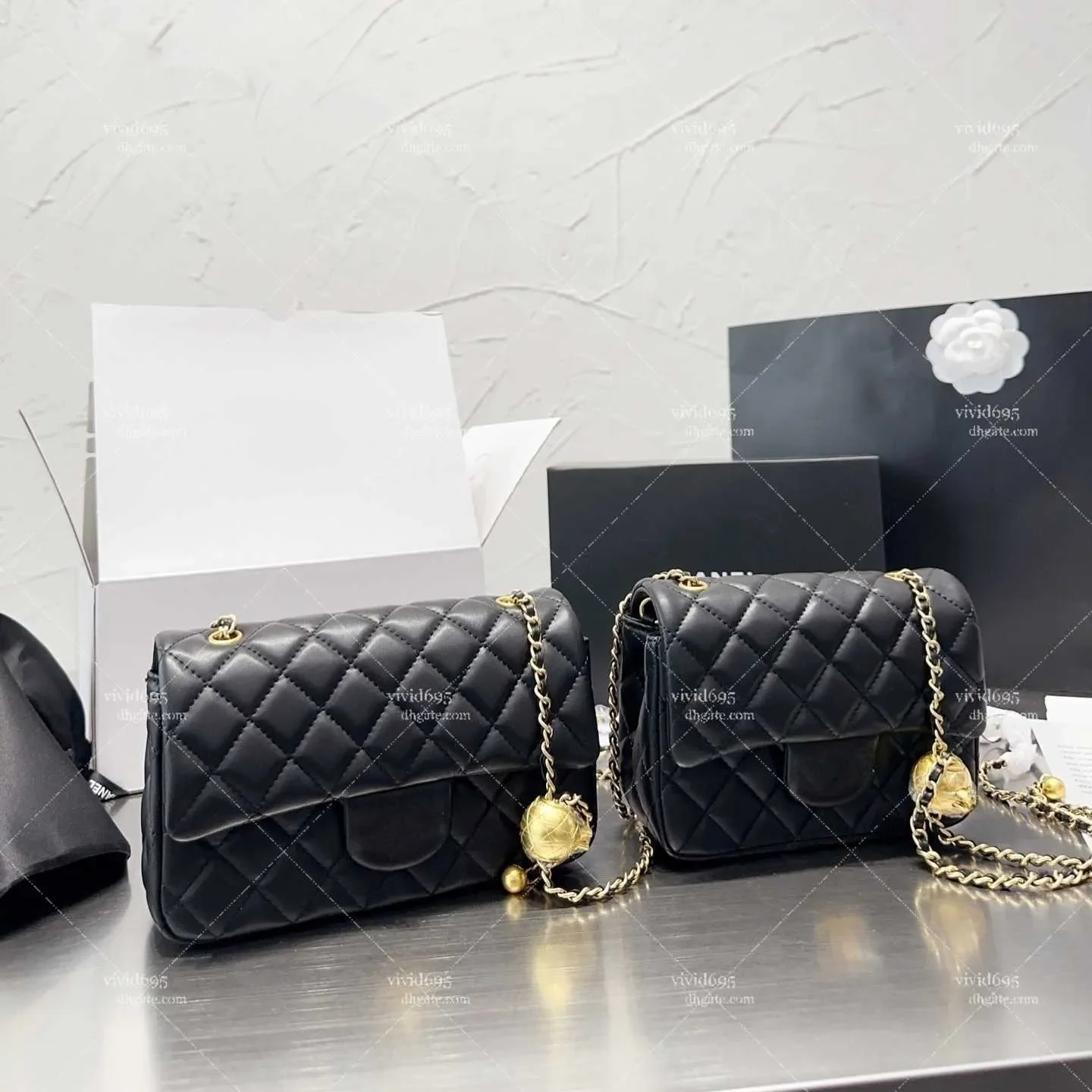 

Дизайнерская классическая роскошная сумка-клатч WOC C Flap из мягкой овечьей кожи с золотым декором, 20 см, мини-сумочка 17 см, с поворотным замком, кроссбоди