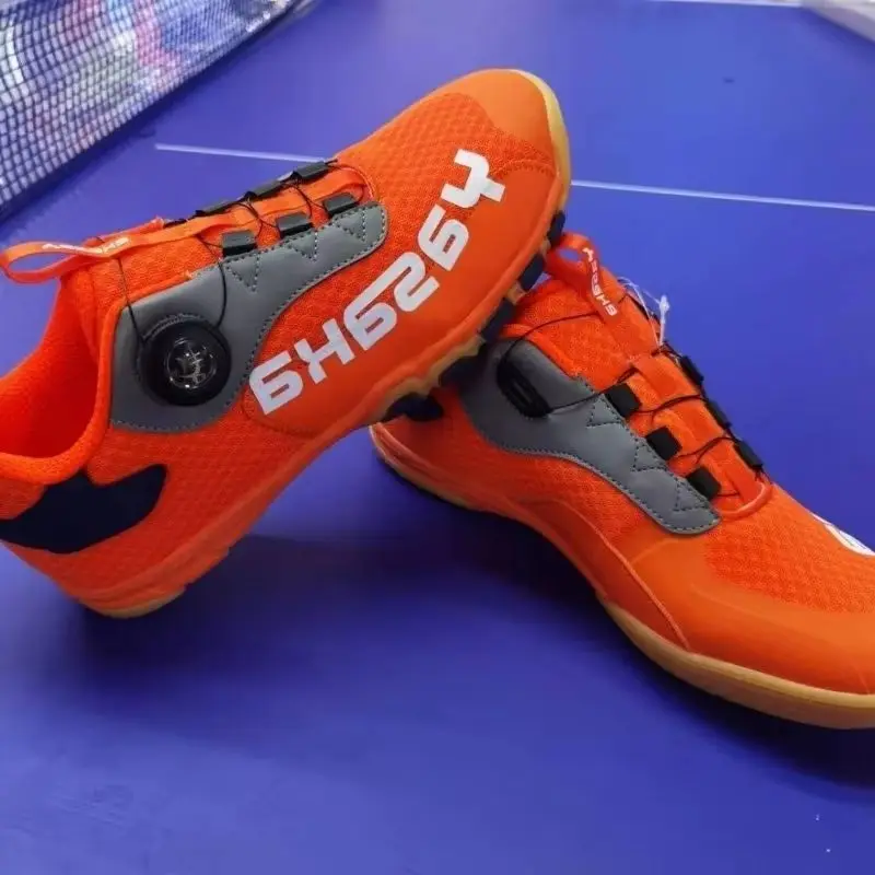

2025 New Table Tennis Shoes For Men Women Orange Court Shoes Unisex Designer Badminton Shoe Couples Quick Lacing Sport Shoes