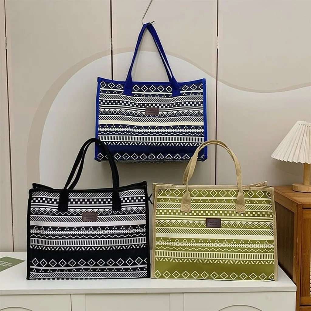 Large Capacity Plaid Tote Bag Fashionable Canvas Handbag for Commuting Traveling And Outings Suitable for Mothers