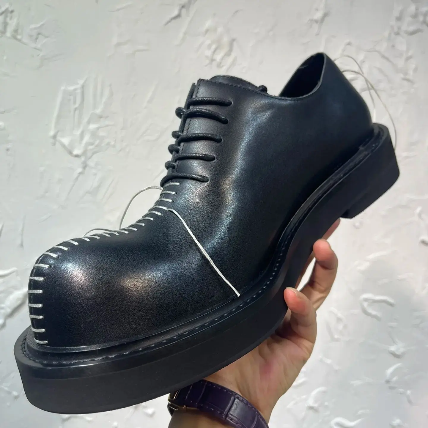 Scarpe derby da uomo con suola spessa per feste da uomo in vera pelle con punta grande personalizzate dal design originale