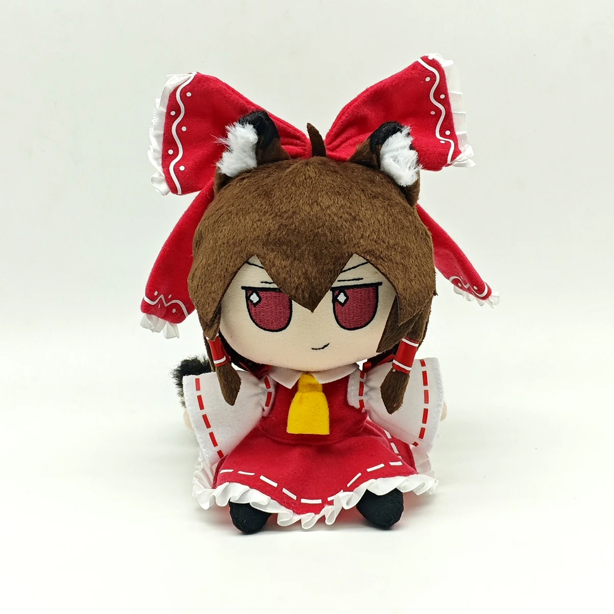 Recensione e Valutazione del Peluche Fumoxfumo: Un Regalo Kawaii per gli Amanti del Progetto Touhou