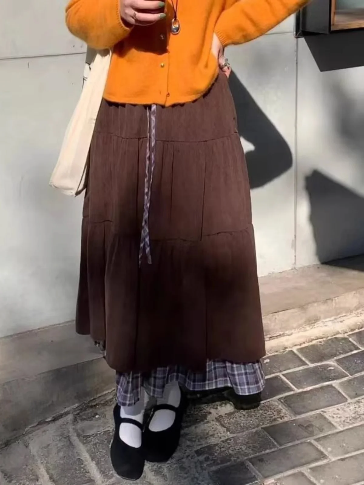 

Ретро-коричневая вельветовая юбка-миди с высокой талией, в клетку, с лоскутным узором, для женщин, осень-зима