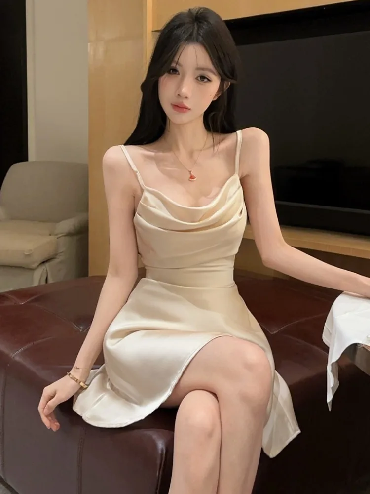 

Элегантное атласное платье Pure Desire с тонкими бретелями, женское летнее платье с завышенной талией, красивое короткое платье в корейском стиле для повседневной носки