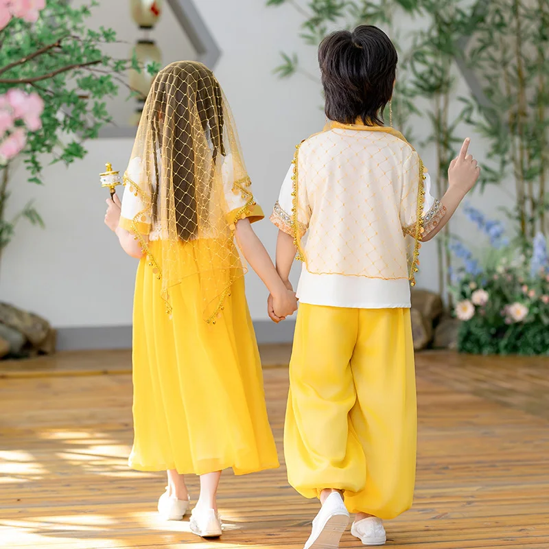 Girl's dress Western ethnic style Islamic princess dress 2025 new style men's and women's children's Central Asian region set
