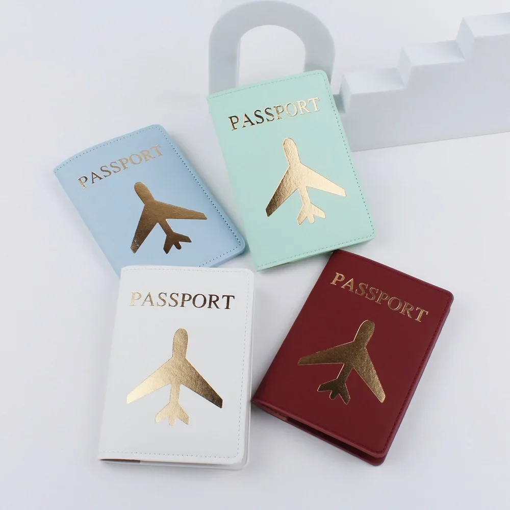 Porte-passeport de voyage en cuir PU pour femmes et hommes, couvertures de passeport de mariage, porte-badge de carte d'identité, nom de crédit, simple, Corée