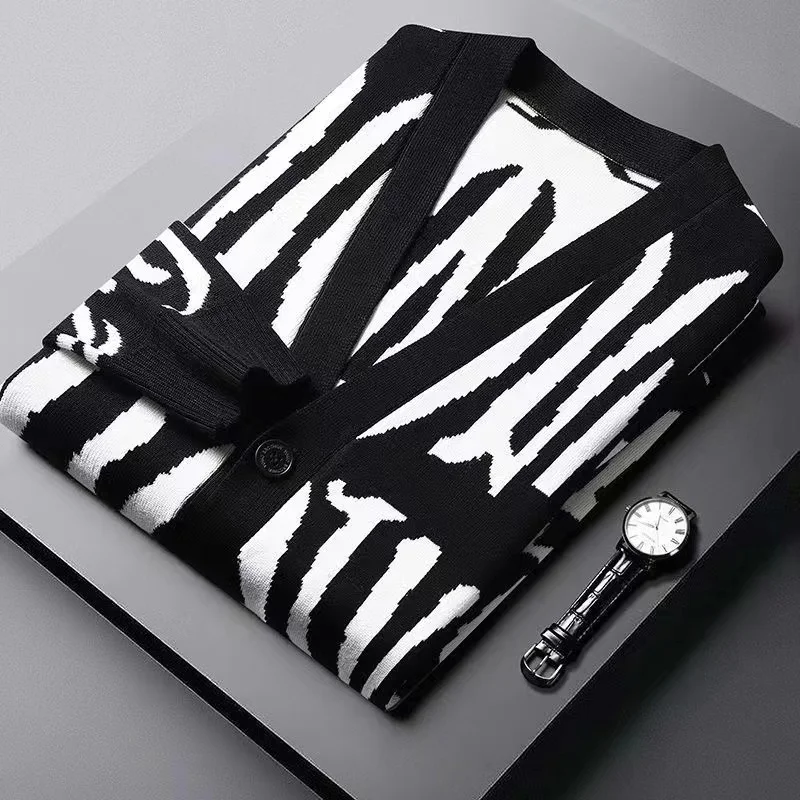 

cardigan graffiti pattern Fashion sweater handsome men's 2023 spring and Autumn New Korean knitted cardigan casual men's wear
