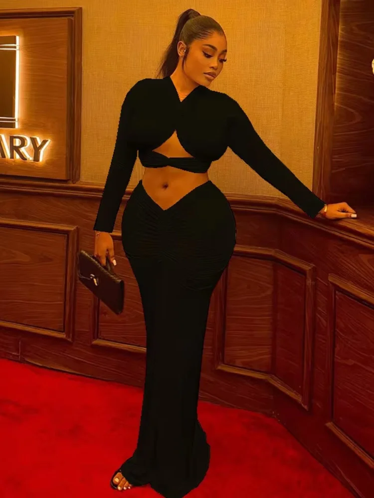 

Three Sisters Autumn Solid Color Sexy Hot Girls Wrap Hip Pleated Hollow Exposed Umbilical V-Neck Two Piece Women's Wear