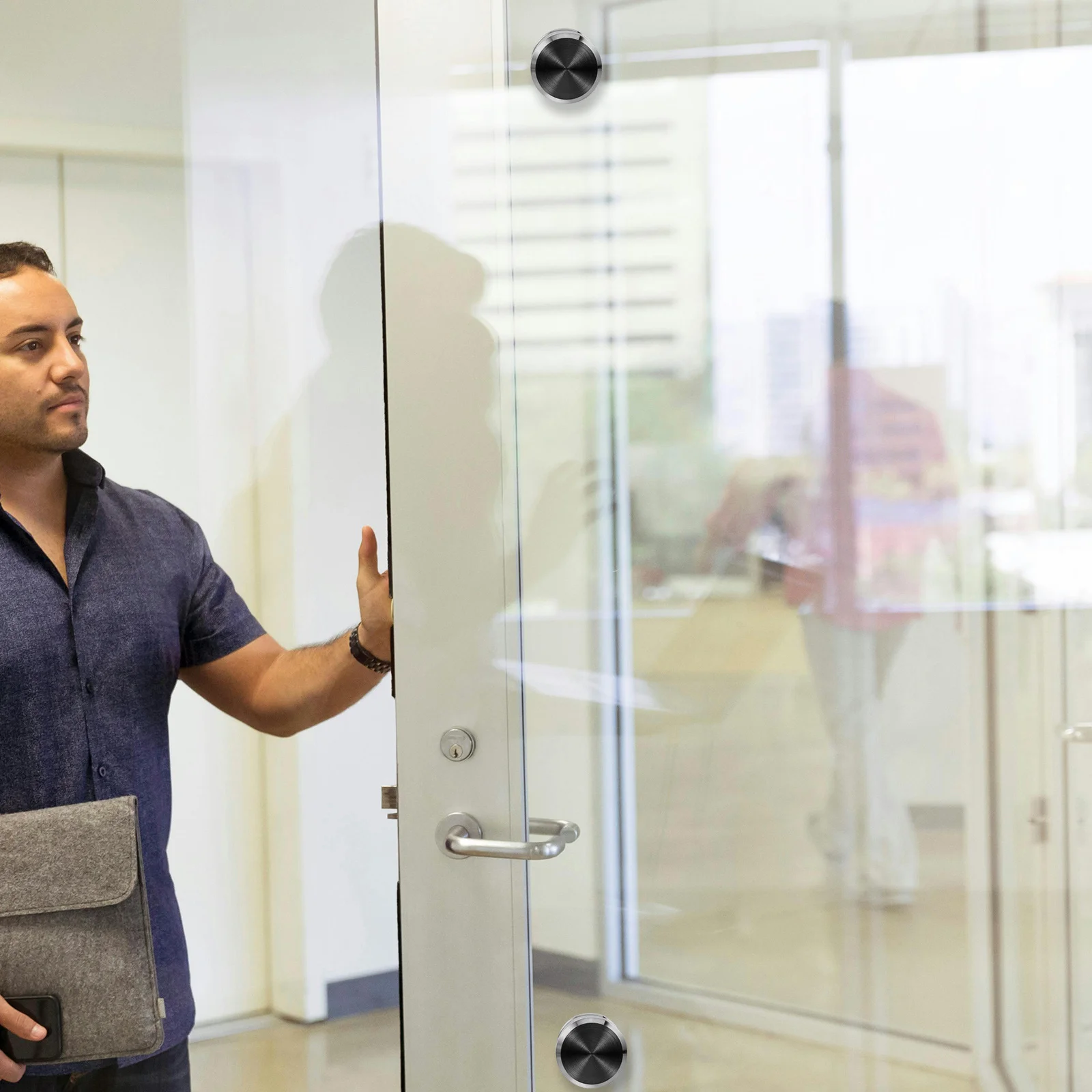 Рисунок 2 - стеклянные перила