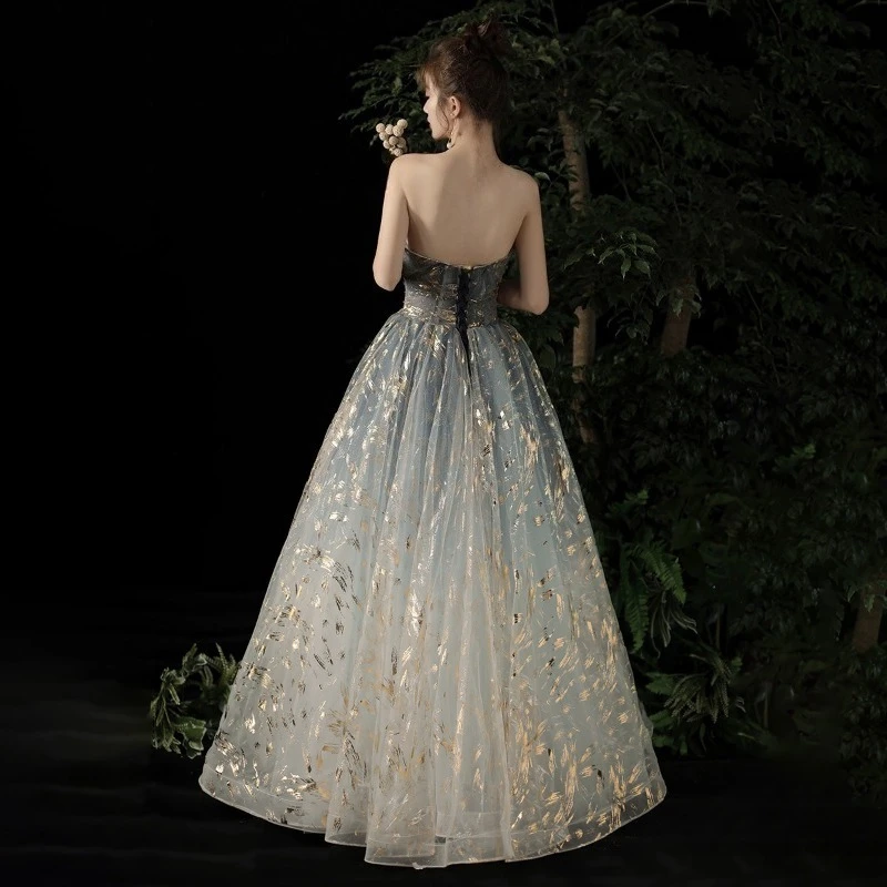 Abendkleid für Frauen, elegantes 2025, neues Bankett-Temperament, tailliertes Brautjungfernkleid, trägerloses Host-Abendkleid