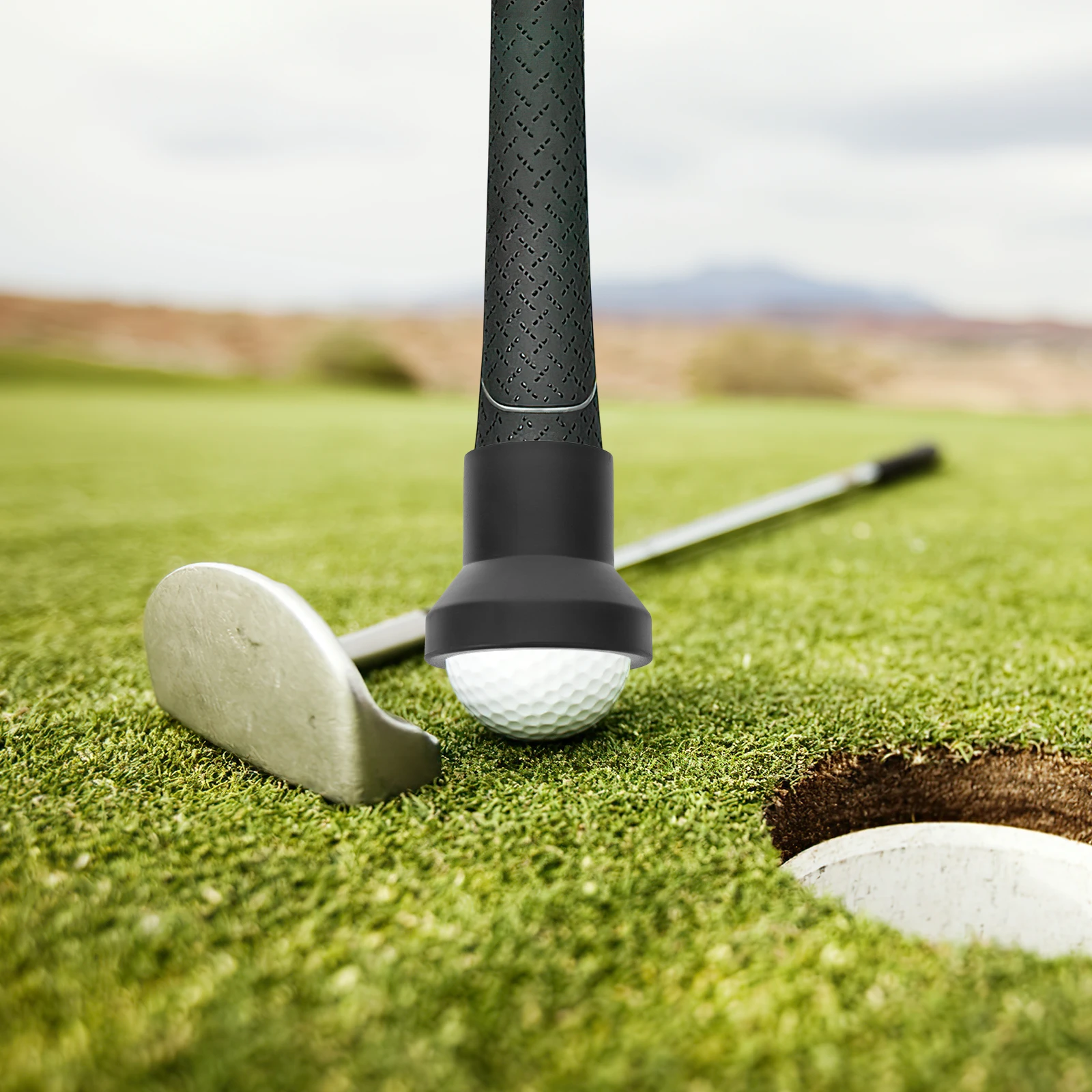 

3pcs Golf Ball Suction Cup Picker Small Tpe Wear-Resistant Grabber Compact Retriever Tool For Golf Training Lightweight