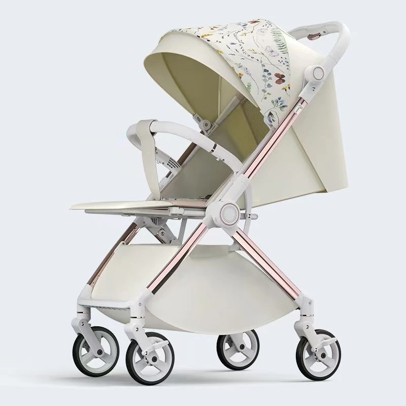 

High-visibility Two-way Baby Stroller That Can Seat or Recline, Lightweight and Foldable. the Baby Can Change Direction.