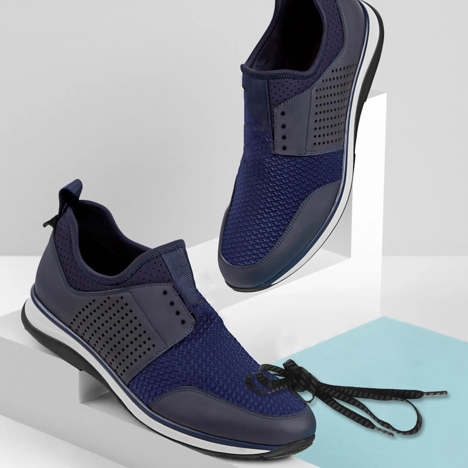 Рисунок 4 - 2 пары светоотражающих шнурков