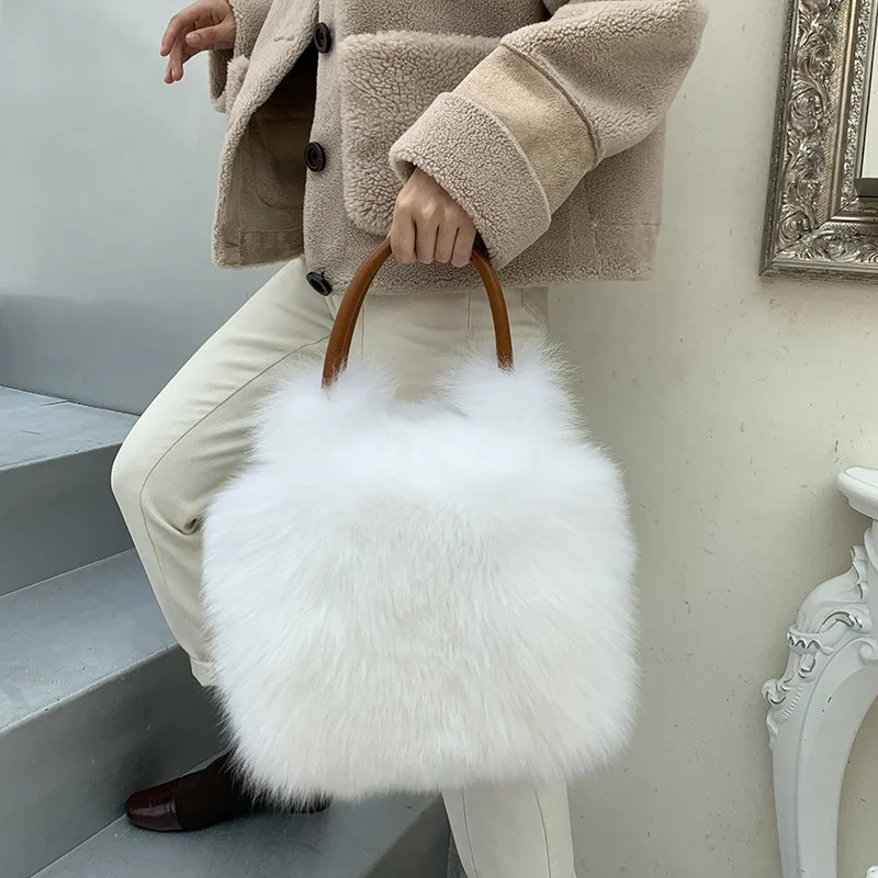 Women\'s Fur Bag Winter Fox Fur Bag Fashion Fur Handbag Ladies Bags Purses Women Shoulder Bag Real Silver Fox Fur Messenger Bags