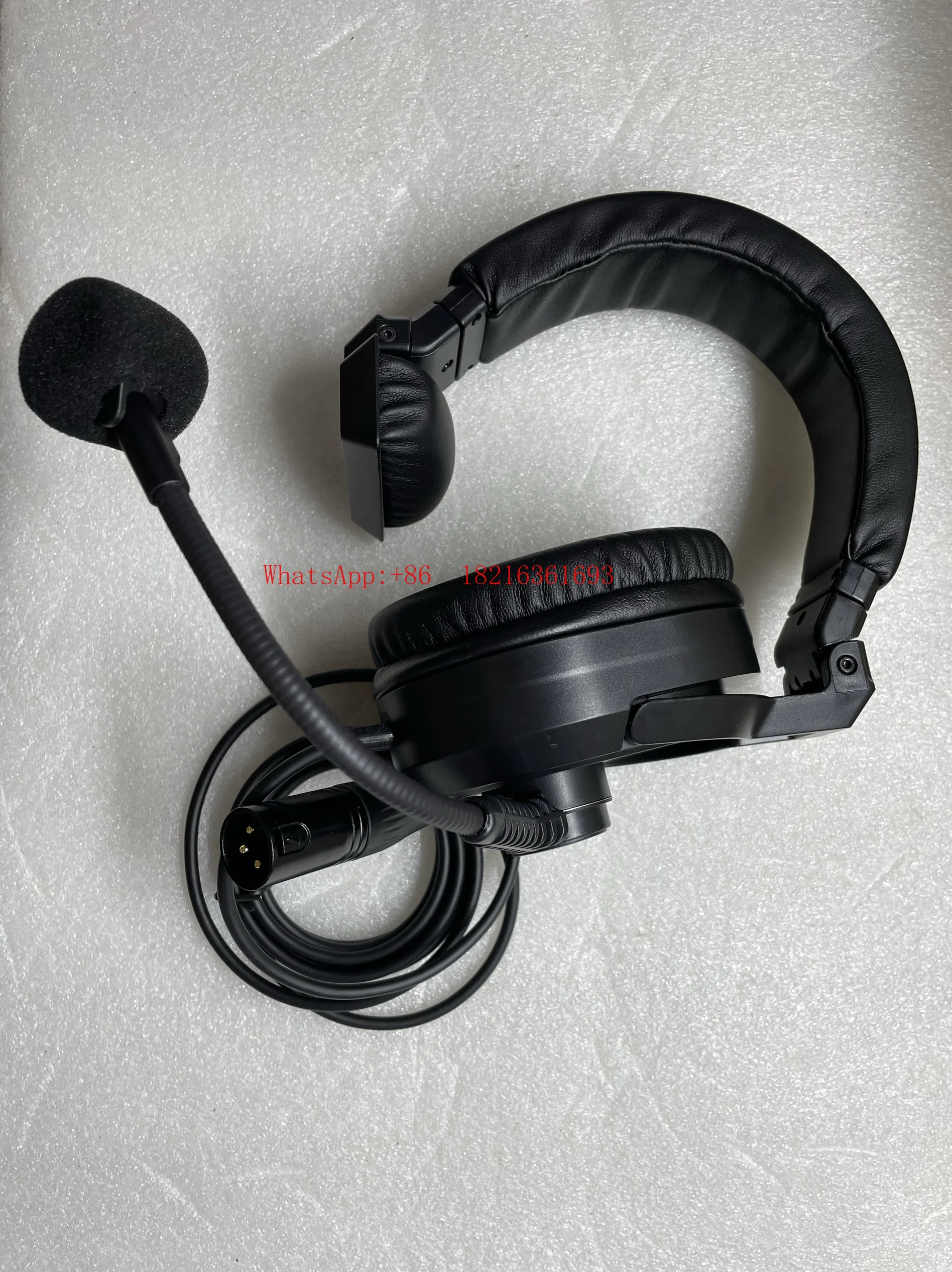 Director Unilateral Headset Microphone Dynamic Noise Reduction Microphone Three-core Plug Can Only Say Can Not Listen